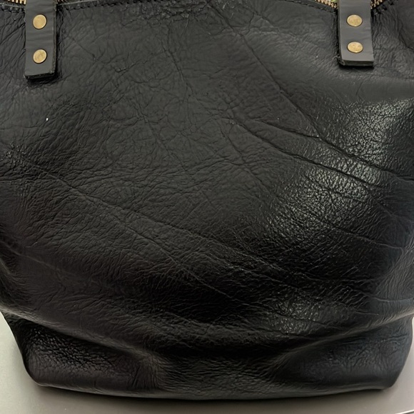 Portland Leather Classic Black Tote - Picture 2 of 7